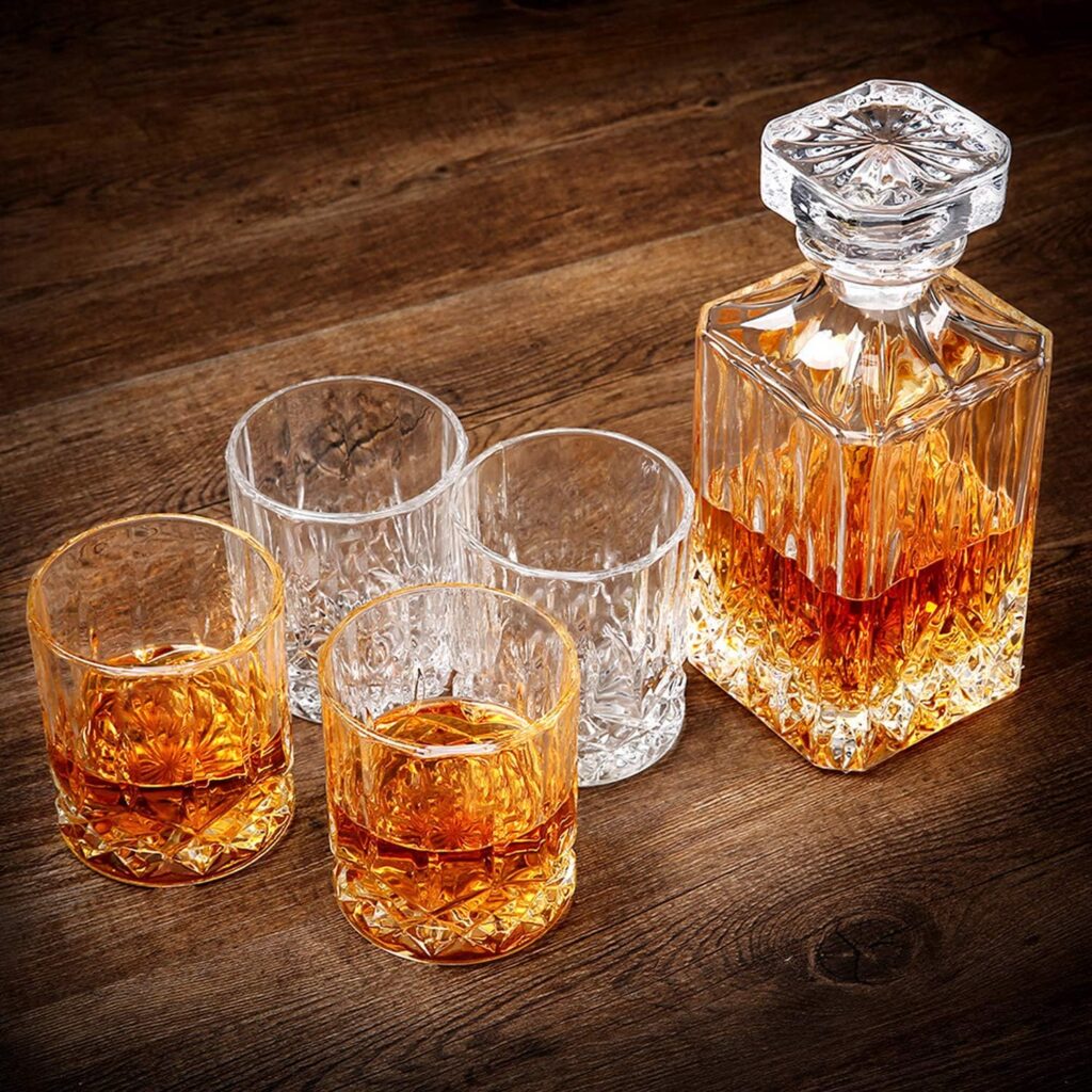 LIGHTEN LIFE 5 Piece Whiskey Decanter Sets,Non-Lead Whiskey Decanter with 4 Glasses in Gift Box,Crystal Bourbon Decanter Set,Scotch Decanter Set with Glasses,Whiskey Decanter Sets for Men,Dad