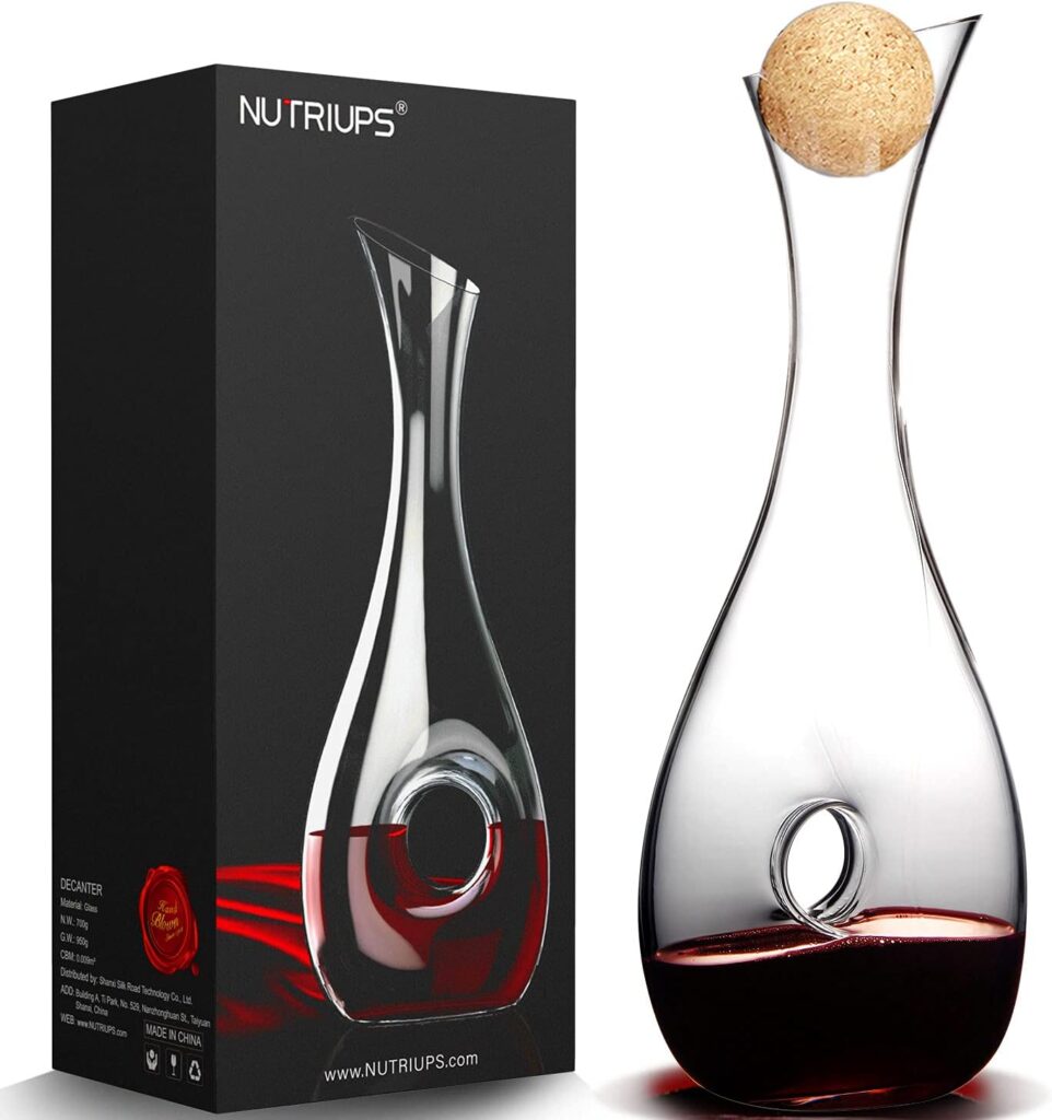 NUTRIUPS Wine Decanter with Stopper Hand Blown Wine Aerating Decanter Wine Carafe Decanter Pierced Decorative Snail Red Wine Decanters with Lid